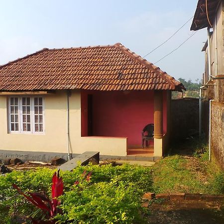 Golf View Cottages Madikeri Buitenkant foto