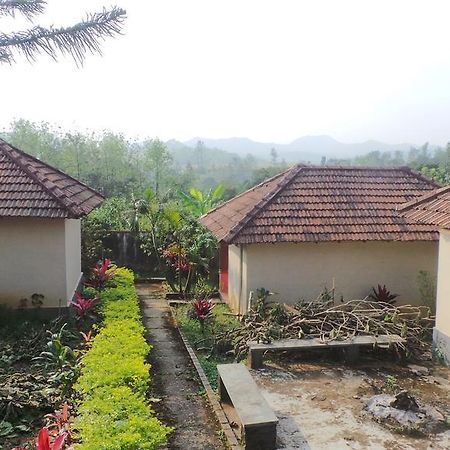 Golf View Cottages Madikeri Buitenkant foto